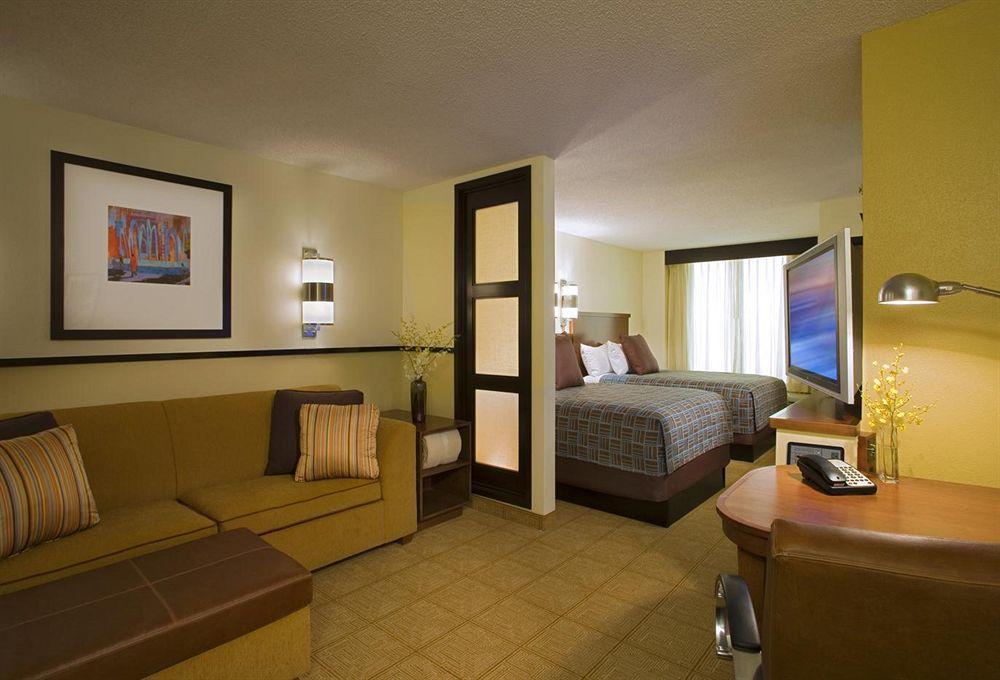 ไฮแอท เพลซ เดสโมนส์ ดาวน์ทาวน์ Hotel ดิมอยน์ ภายนอก รูปภาพ